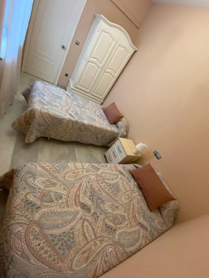 Appartamento Apartamento Cristobal Colon Cadice Esterno foto